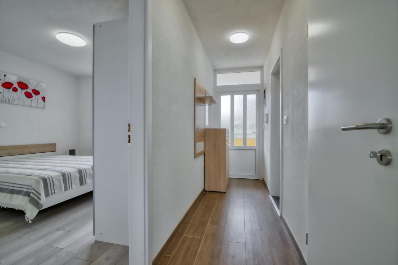 Apartment Marina With Sea View Pula Dış mekan fotoğraf